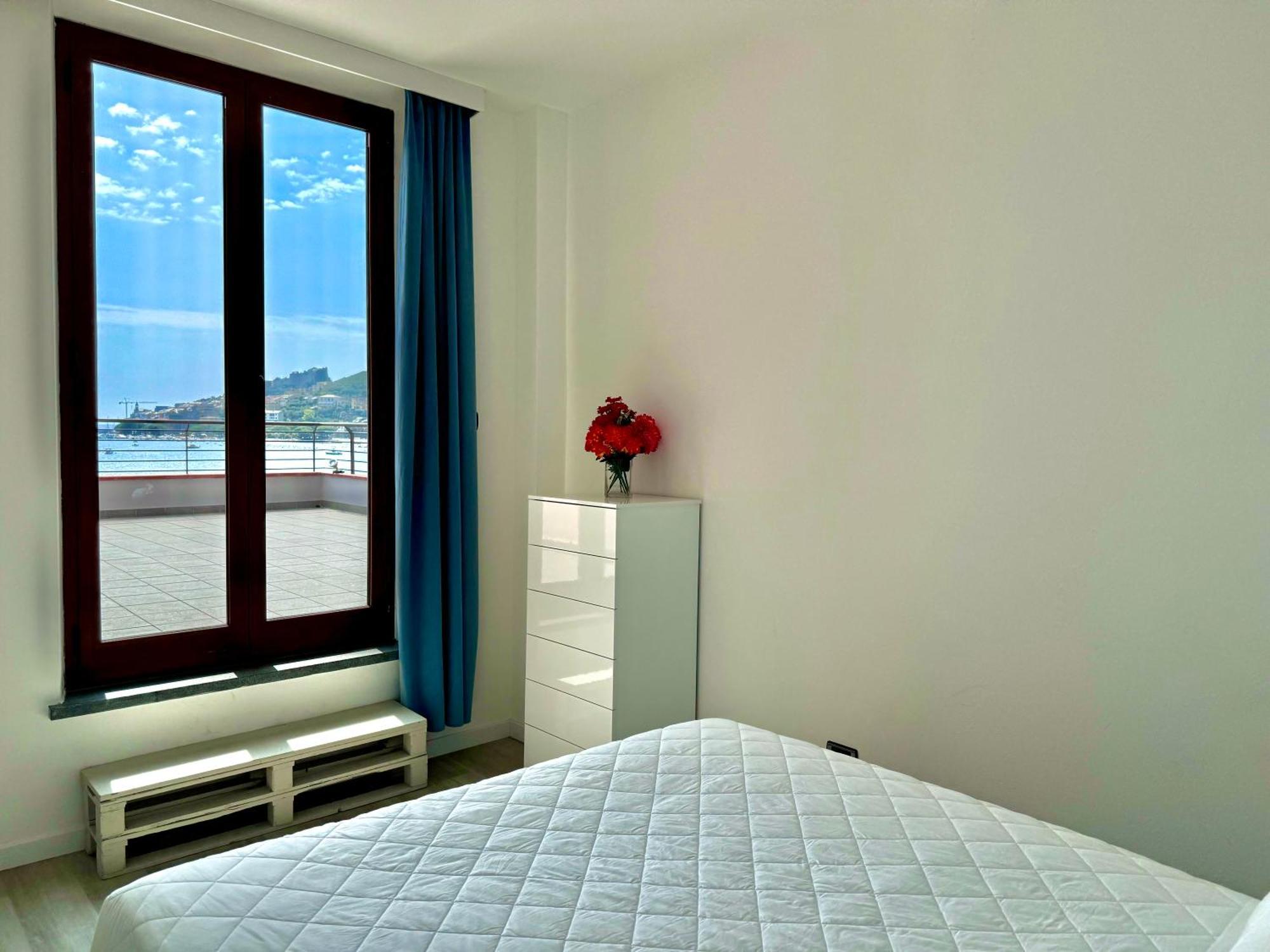 Mirage Rooms & Apartments Porto Venere Exterior photo