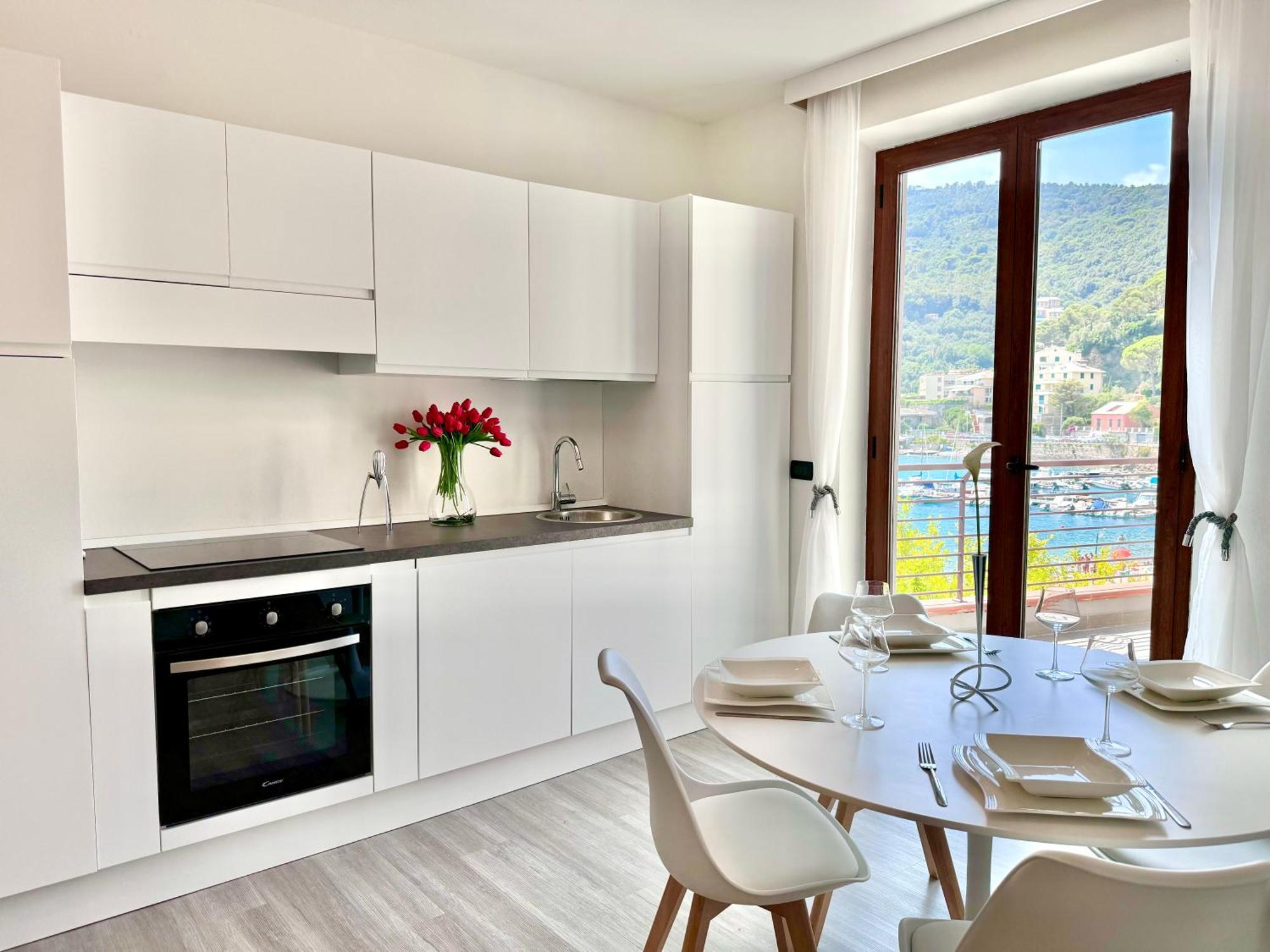 Mirage Rooms & Apartments Porto Venere Exterior photo